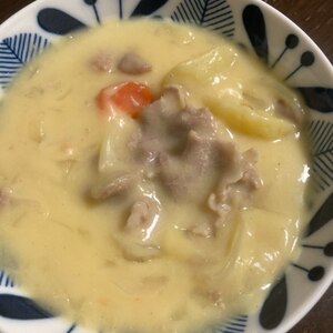 根菜たっぷりコーンクリームシチュー